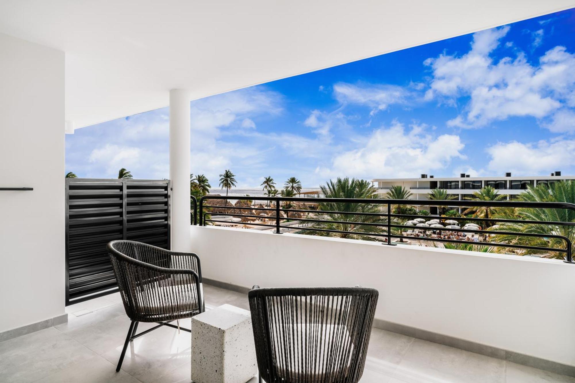 Mangrove Beach Corendon Curacao All-Inclusive Resort, Curio By Hilton Willemstad Exterior photo