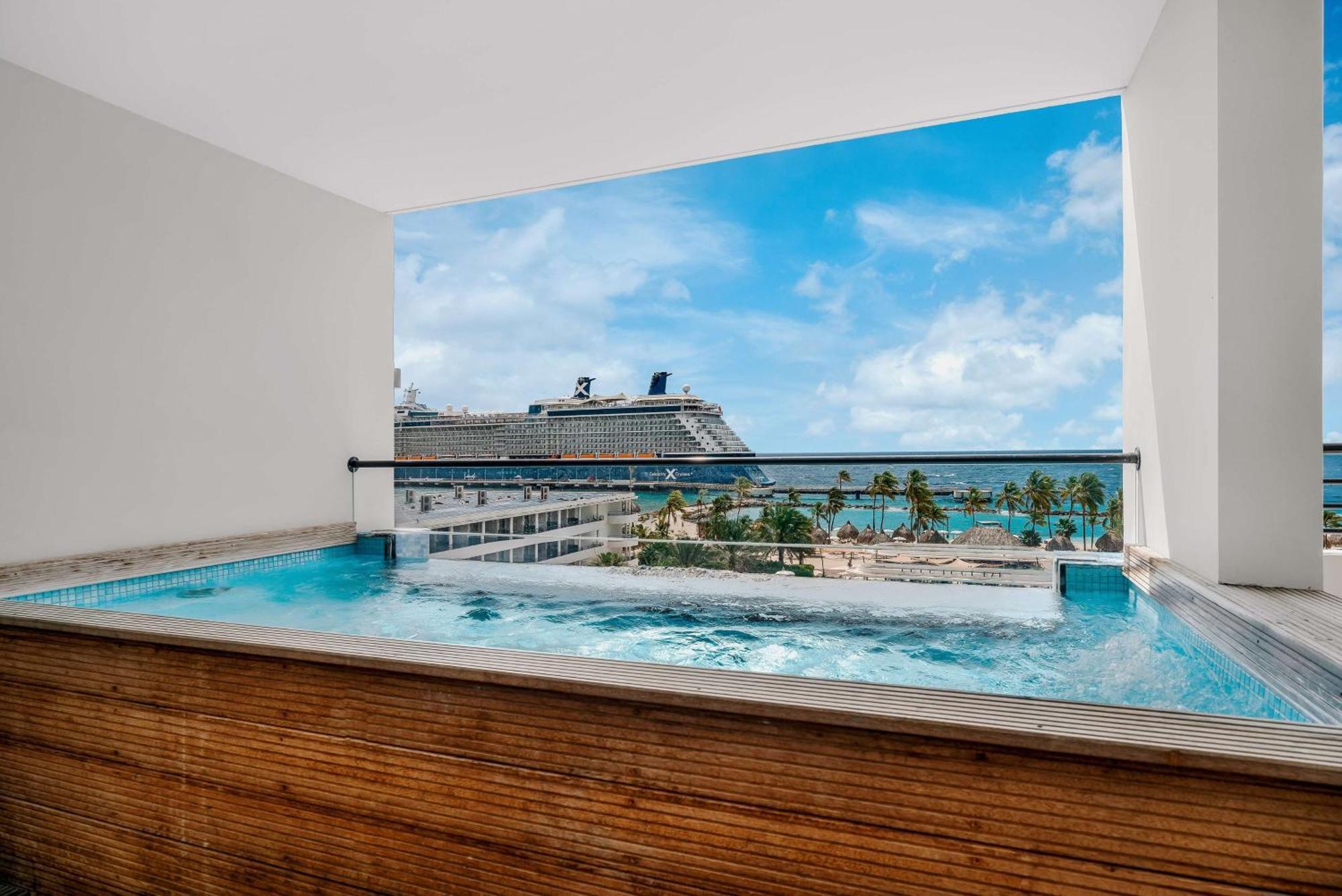 Mangrove Beach Corendon Curacao All-Inclusive Resort, Curio By Hilton Willemstad Exterior photo